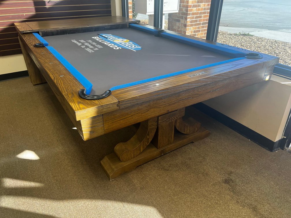 Presidentrial Carmel with Dining Top